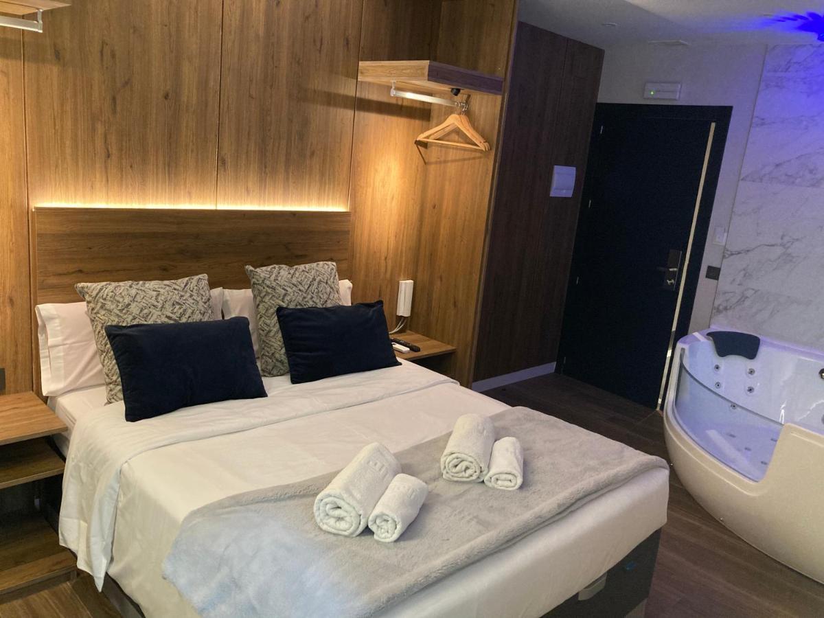 Daos Suites & Terrace 马尔韦利亚 外观 照片